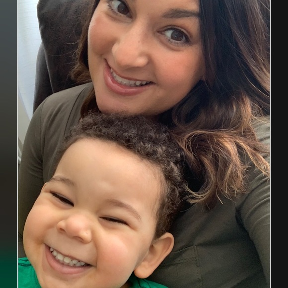 Meet your Posher, Laura - Picture 2 of 2